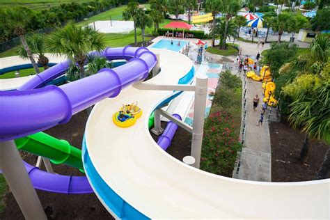 Three Of Our Favorite Georgia Water Parks To Beat The Summer Heat
