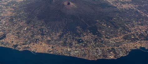 Mount Vesuvius Blast Turned Ancient Victims Brain To Glass Wbbm Am