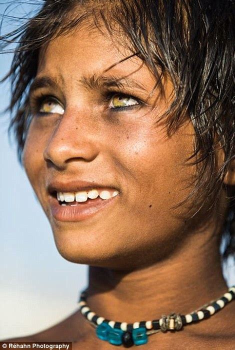 Photographer Réhahn Captures The Beautiful People Of Rajasthan Daily