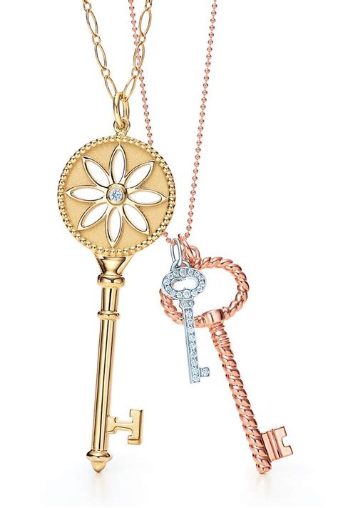 Tiffany Co Outlet Clover Key Pendant Golden Necklace Love It 15 14