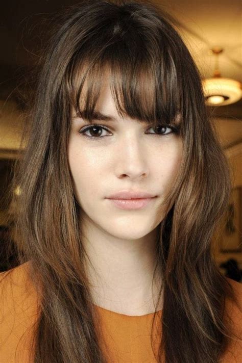 10 Beautiful Work Hairstyles For Long Hair Thin Face