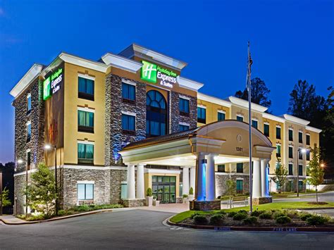 Monterey airport is just 6 miles from our clean, comfortable and convenient hotel. Holiday Inn Express & Suites Clemson - Univ Area Hotel by IHG