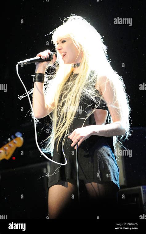 Taylor Momsen Of The Pretty Reckless Hi Res Stock Photography And