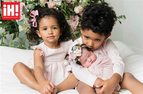 The two met in boston several years ago. Amelia Vega y Al Horford presentan en ¡HOLA! República ...