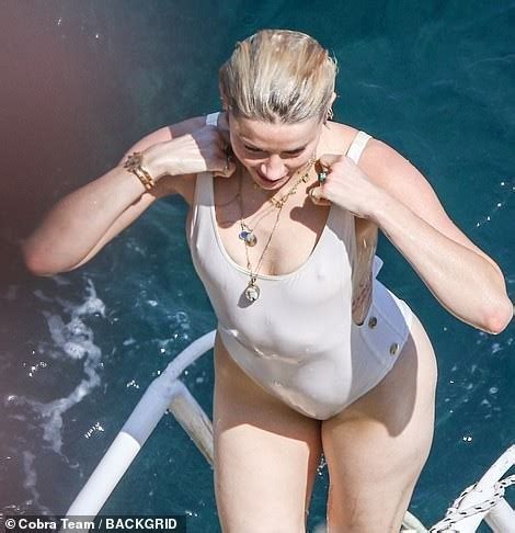 Amber Heard Showed Tits In Revealing Bikini At Amalfi The Best