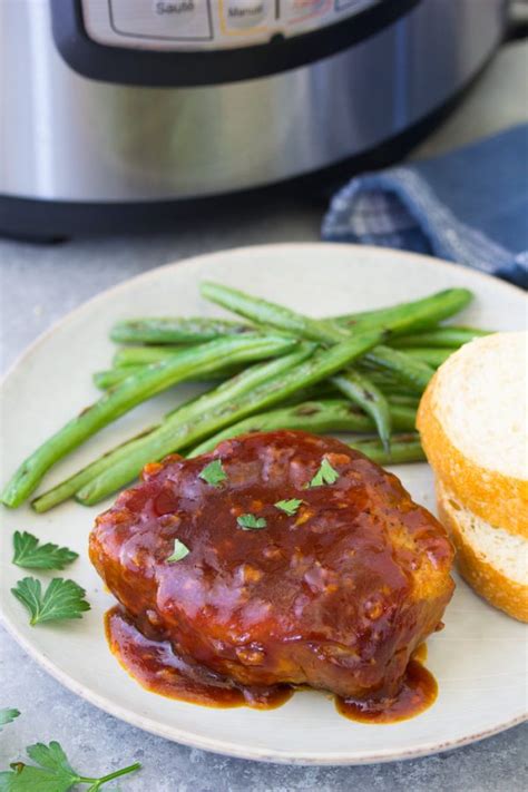 We are back on the instant pot bandwagon today with one of my favourites, although, again, i'm not sure this actually qualifies as a recipe considering there are two ingredients and one serve as is, chop, or add sauces as desired. Honey Garlic Instant Pot Pork Chops - Easy Pressure Cooker ...