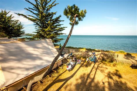 De onderstaande top tien zijn volgens ons plekken die je in frankrijk niet gemist mag hebben. De 10 mooiste campings aan zee in Frankrijk - Tips van ...