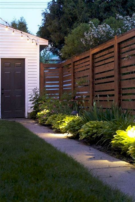 70 Simple Cheap Diy Privacy Fence Design Ideas Page 25 Of 71
