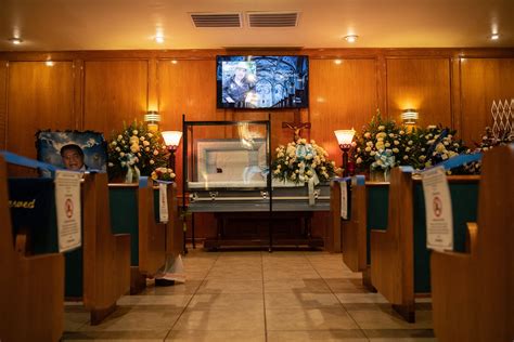 Coronavirus Overwhelms Texas Funeral Homes The New York Times