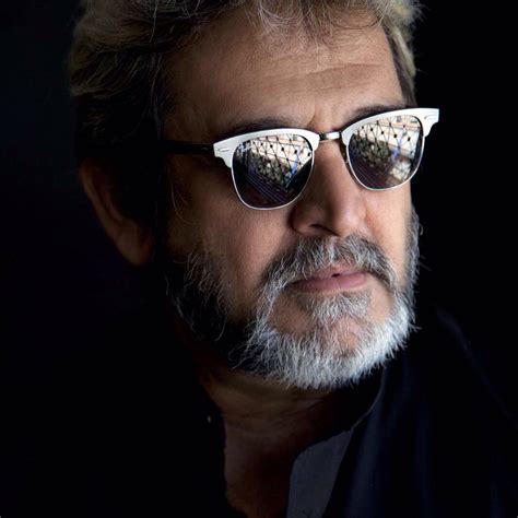 Mahesh has 2 jobs listed on their profile. Mahesh Manjrekar Wiki, Wife, Bio, Age, Weight, Caste, Family, Career - Bigg Boss Tv Show