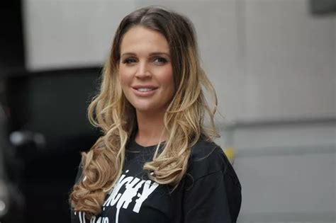 Pregnant Danielle Lloyd Reveals Shes Almost Ready To Give Birth In Candid Instagram Shot