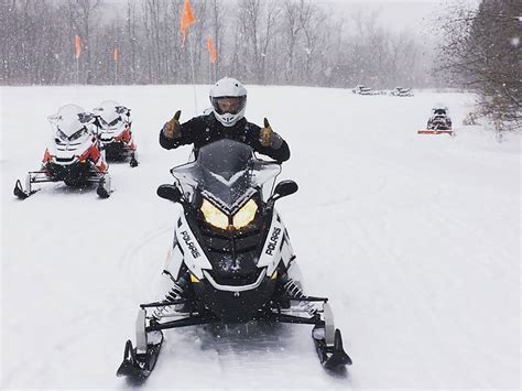 Your Vermont Snowmobile Tour Why You Need To Arrive An Hour Early