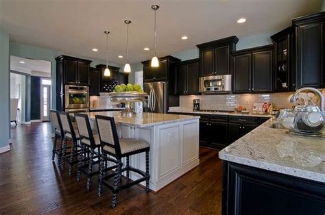 The kitchen visualizer tool will help you to accurately imagine what our different countertop options will look like in your home. Aspen White Granite for a Timeless Kitchen Design