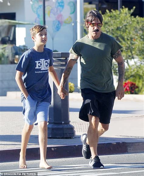 Red Hot Chili Peppers Anthony Kiedis Steps Out With His Son Everly 11 In Malibu Daily Mail