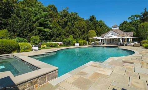 135 Million Georgian Colonial Style Mansion In Greenwich Connecticut