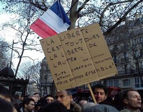 Huge Crowds Gather For Je Suis Charlie Rally In Paris The Bubble