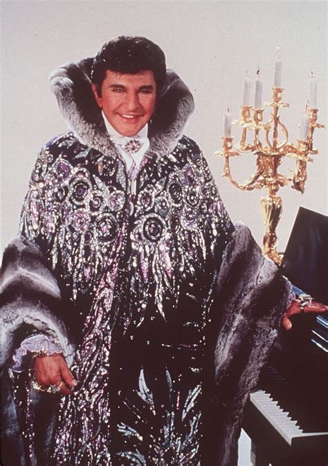 Liberaces Wild Style Through The Years Photos Liberace Groovy
