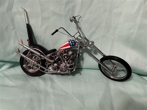 Franklin Mint 110 Harley Davidson Easy Rider Chopper Captain America