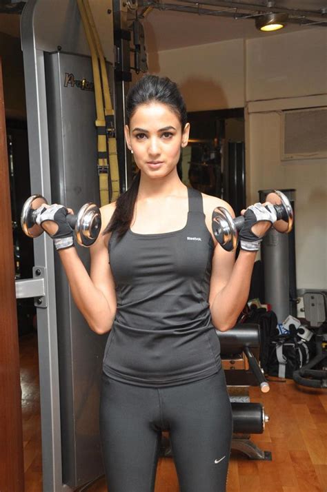 Hot Sonal Chauhan S Gym Workout In Tight Sport Bra And Trousercelebs Lifecelebrity News Gossi