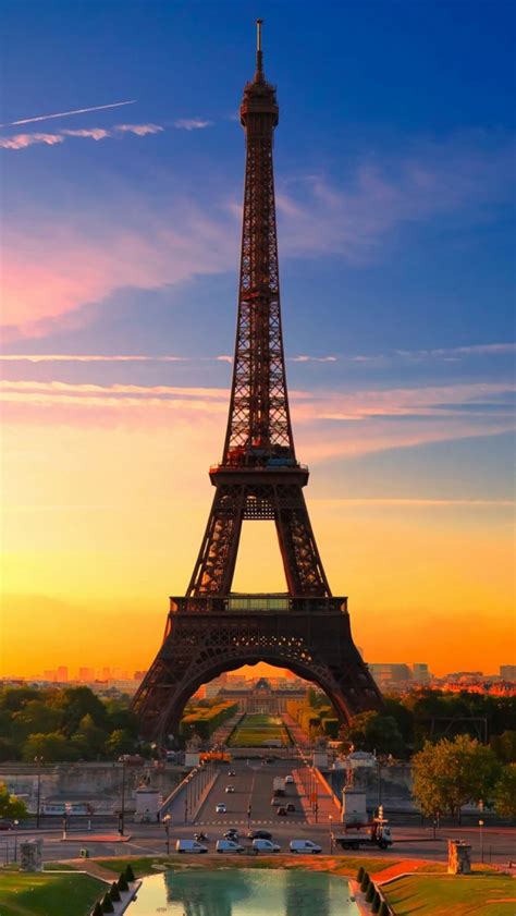 Eiffel Tower At Sunrise Iphone 5s Wallpaper Download