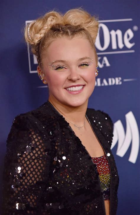 Jojo Siwa Says She Can T Have Sex Like Normal Teenagers Because Of Her Fame
