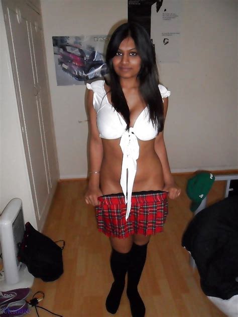 Busty Indian Cutie Shesfreaky