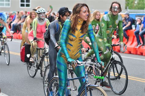 File Fremont Solstice Parade 2016 Cyclists 044 Wikimedia Commons