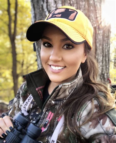 Country Girls Hunting Bow Hunting Women Deer Hunting Tips Hunting