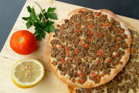 And though i bake bread with yeast more frequently nowadays, i still find it easier and recipe video above. Λαχματζούν | Lamb flatbread recipes, Lebanon food, Food