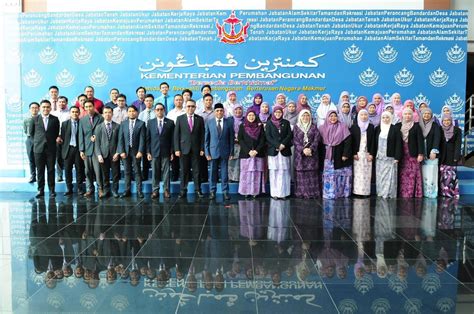 Jabatan perancang bandar dan desa negeri johor. Latest News - JABATAN PERANCANG BANDAR DAN DESA MERAIKAN...