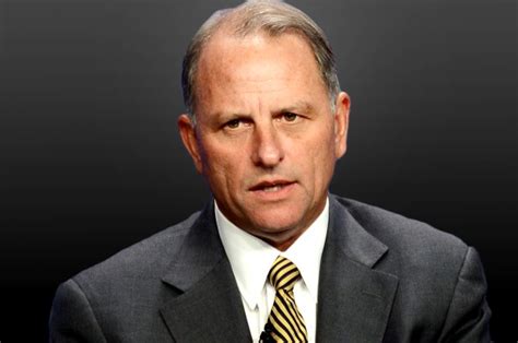 Cbs Producer Jeff Fager No Show At Work After Les Moonves Resigns