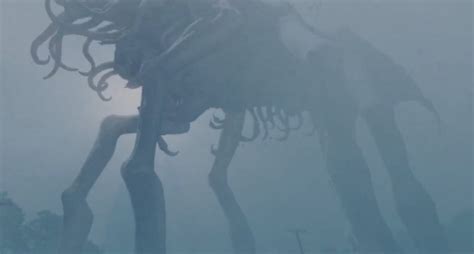 The Mist Ending, Monsters: Explained - Cinemaholic