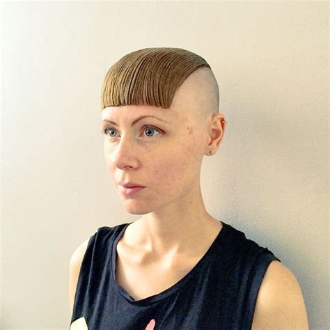 If you want something fresh, you can choose a gorgeous layered short hairstyle. #hairdare | Funky short hair, Extreme hair, Super short ...