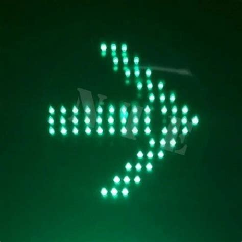 Polycarbonate Green Led Traffic Signal Arrow Light Ip 65 At Rs 2500 In