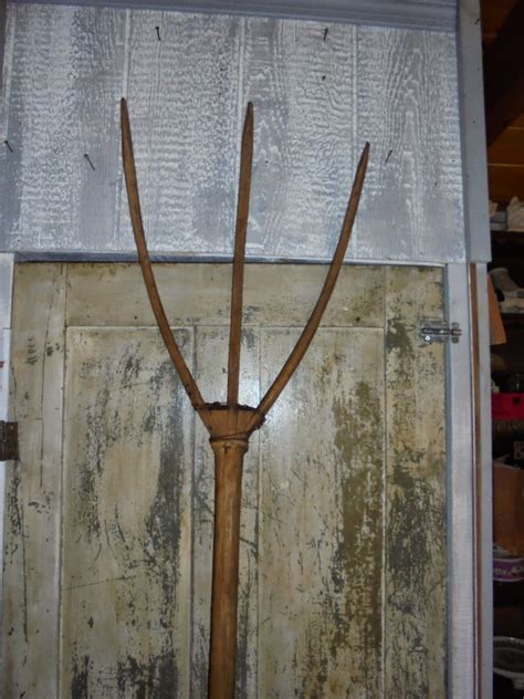 Log Cabin Antiques And Ts Wooden Hay Fork