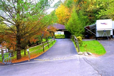 Twin Creek Rv Resort Updated July 2024 12 Photos And 31 Reviews 1202 E Pkwy Gatlinburg