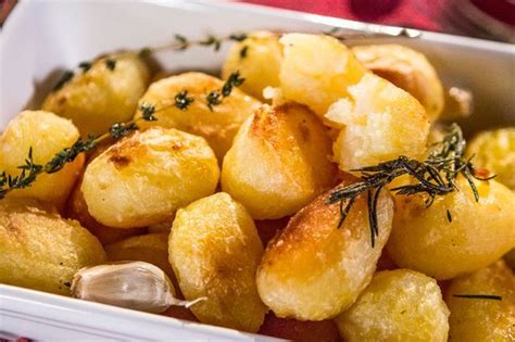 How To Cook The Perfect Roast Potatoes For Christmas Day With Our Three