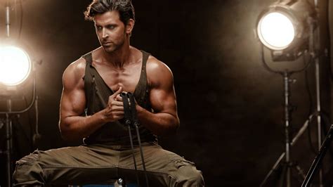 unseen pictures of bollywood star hrithik roshan bold outline