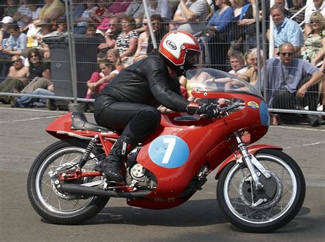 Entries Flood In For The Thundersprint Classic Motorbikes