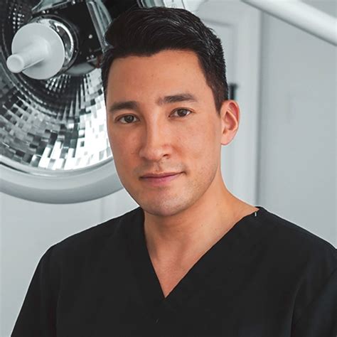 Dr Jonathan Lee Md Frcsc Calgary Ab Cosmetic Surgeon Physician