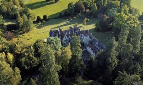 Britains Most Expensive Houses Incredible Properties Worth Millions