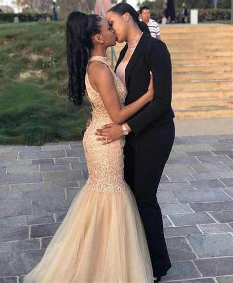 𝓟𝓲𝓷𝓽𝓮𝓻𝓮𝓼𝓽 𝓯𝔂𝓲𝓹𝓲𝓷𝓼𝓼 Gay Prom Prom Couples Cute Lesbian Couples