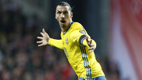 Zlatan Ibrahimovic Ac Milan Striker Back In Sweden Squad For World Cup