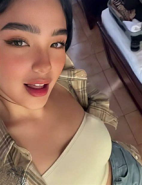 Pin By Rudolph On Celeb Aesthetic Andrea Brillantes Photoshoot