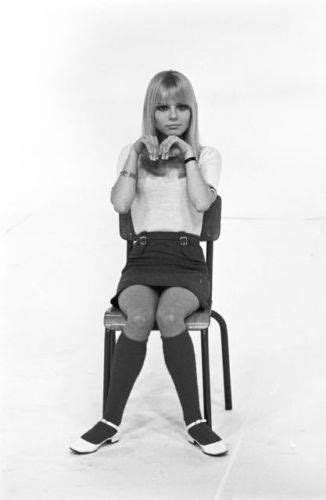 france gall et moi france gall 60s mini skirt isabelle gall 1960 style rock and roll girl