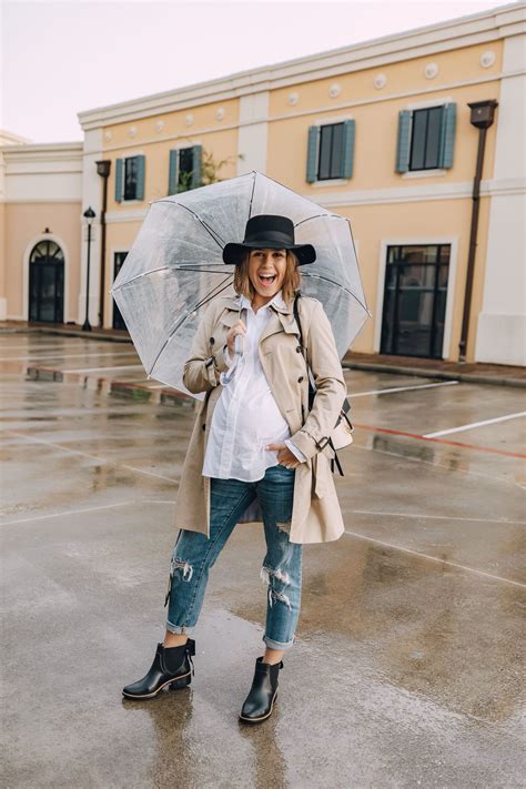 A Rainy Day Outfit Rainy Day Outfit Casual Outfits For Moms Rainy
