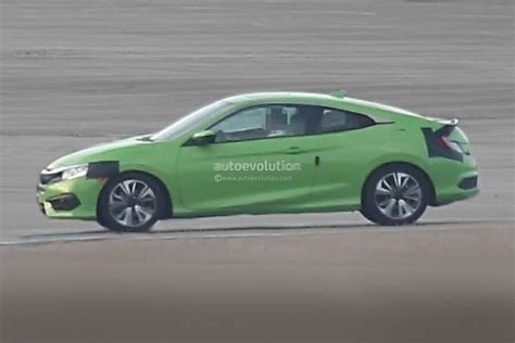 Honda Civic Coupe Spied Naked We Dont Have To Wait For The La Debut Next Week Autoevolution