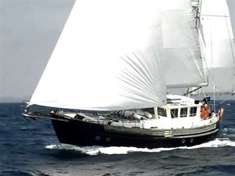 Sailboat / motor sailer category: "fisher 37" 7 knots - YouTube