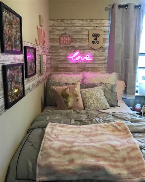 Dormify On Instagram “tag Your Mom 👭” College Dorm Room Decor Dorm