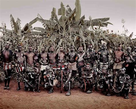 les dernières tribus indigènes du monde par le photographe jimmy nelson